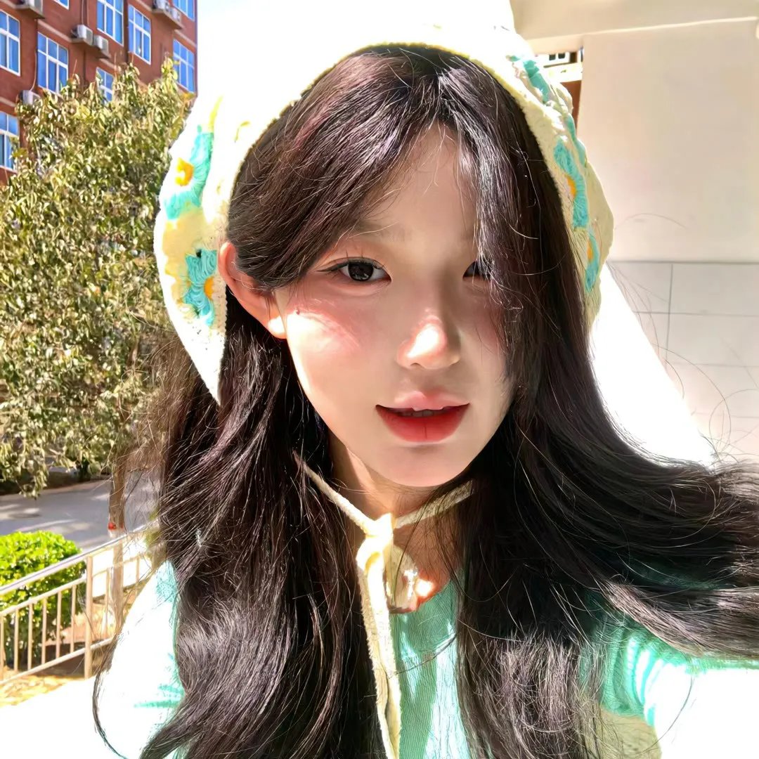 玛丽莲有深黑之眸